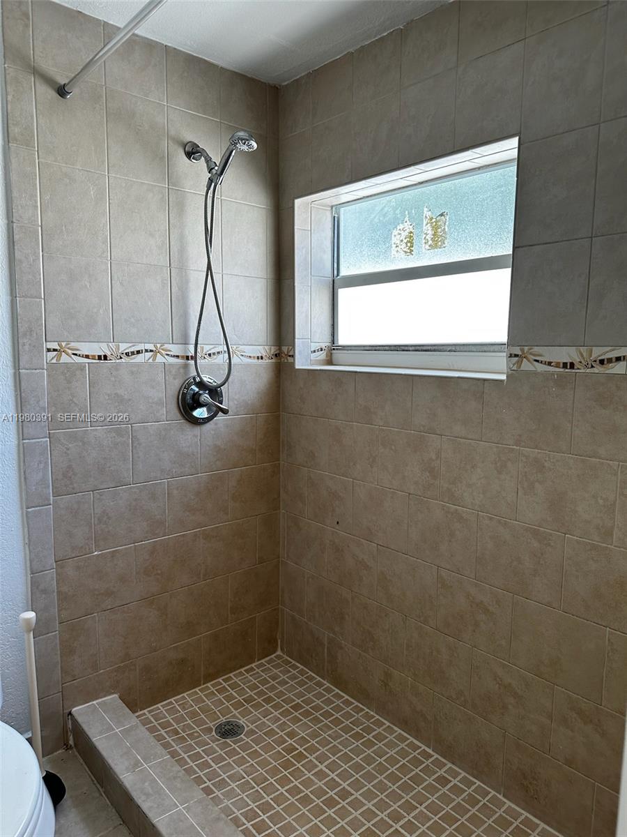 Ver detalles / 1949 sq. ft. $ 2026-03-10 0 foto