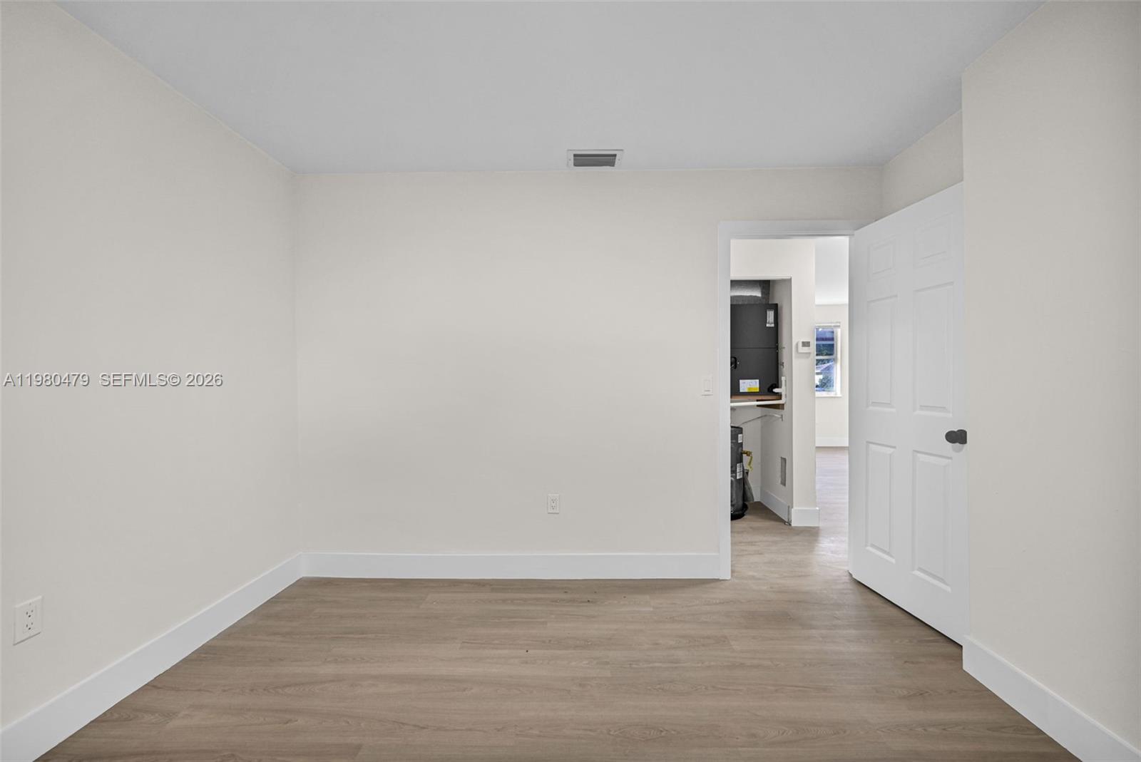   /  1650 кв.футов $ 2026-03-10 0 Фото