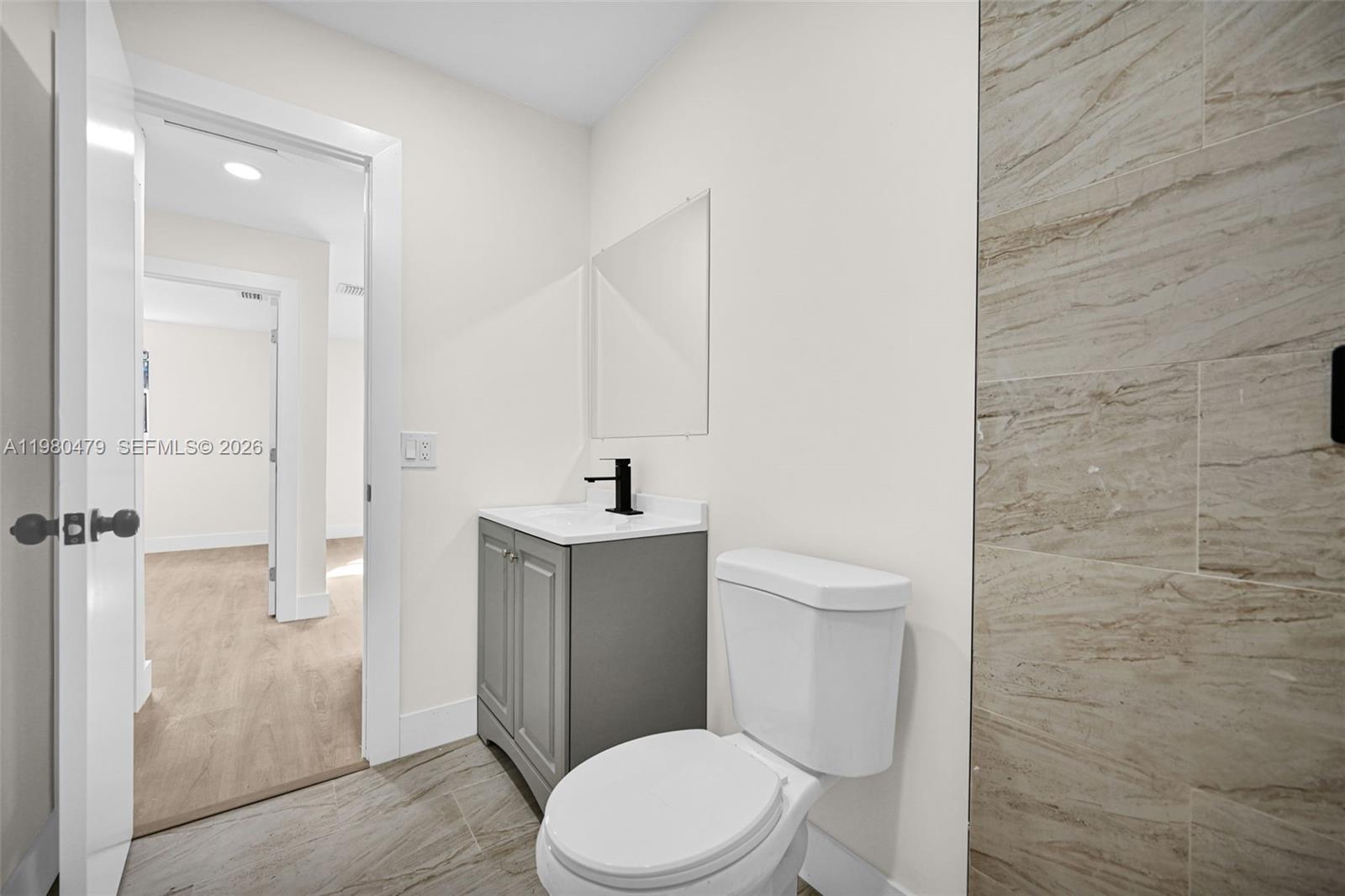   /  1650 кв.футов $ 2026-03-10 0 Фото