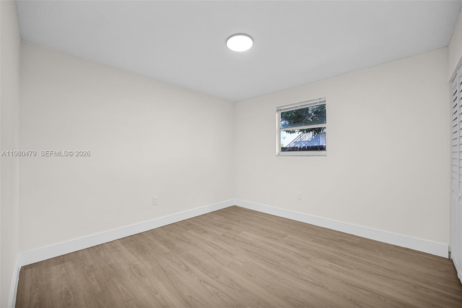   /  1650 кв.футов $ 2026-03-10 0 Фото