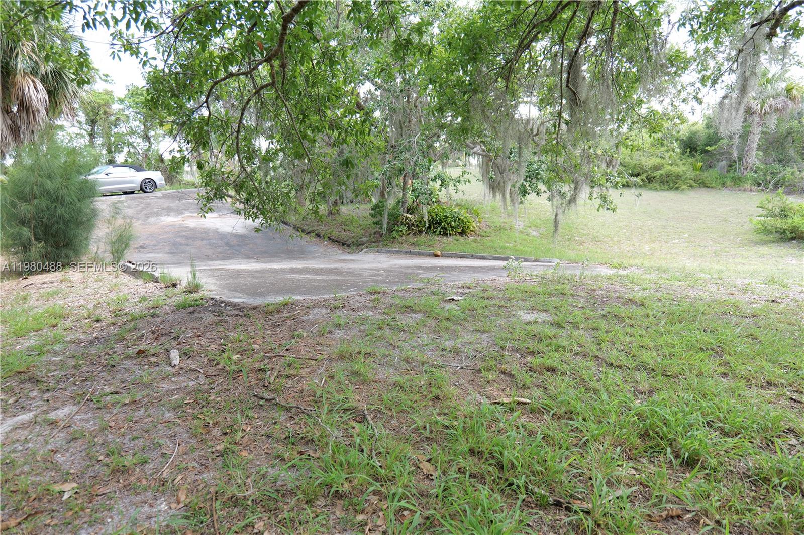 Подробнее / кв.футов $ 2026-03-10 0 Фото