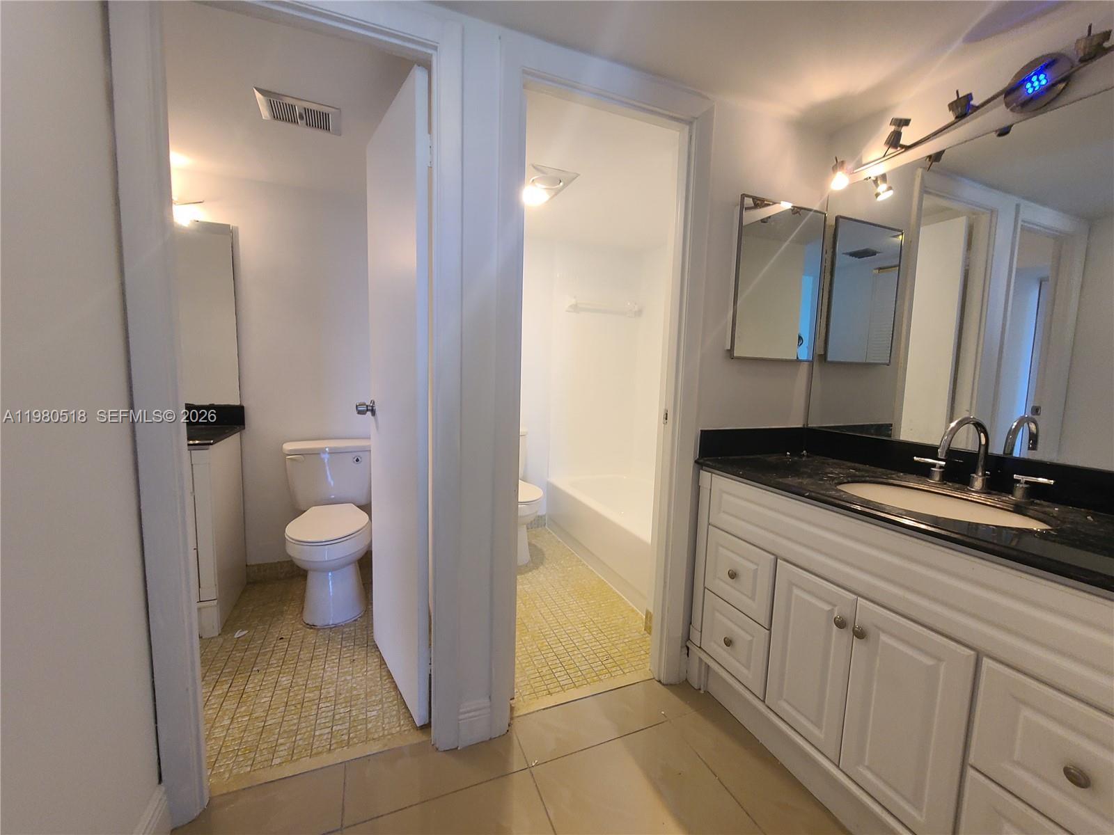 Photo of 20335 Country Club Dr #705, Aventura, Florida, 33180 -