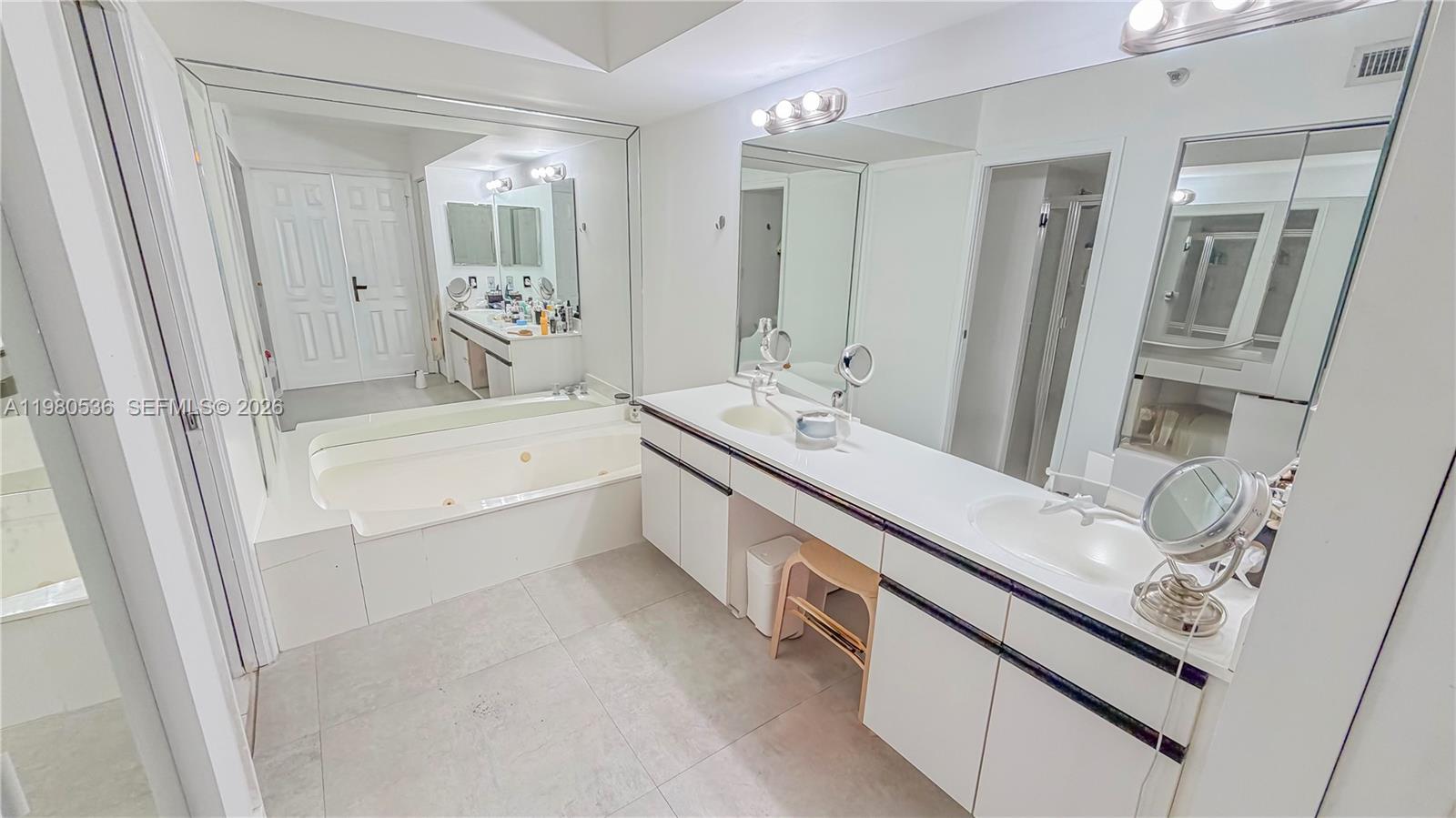 Photo of 3530 Mystic Pointe Dr  #LPH13, Aventura, Florida, 33180 - 