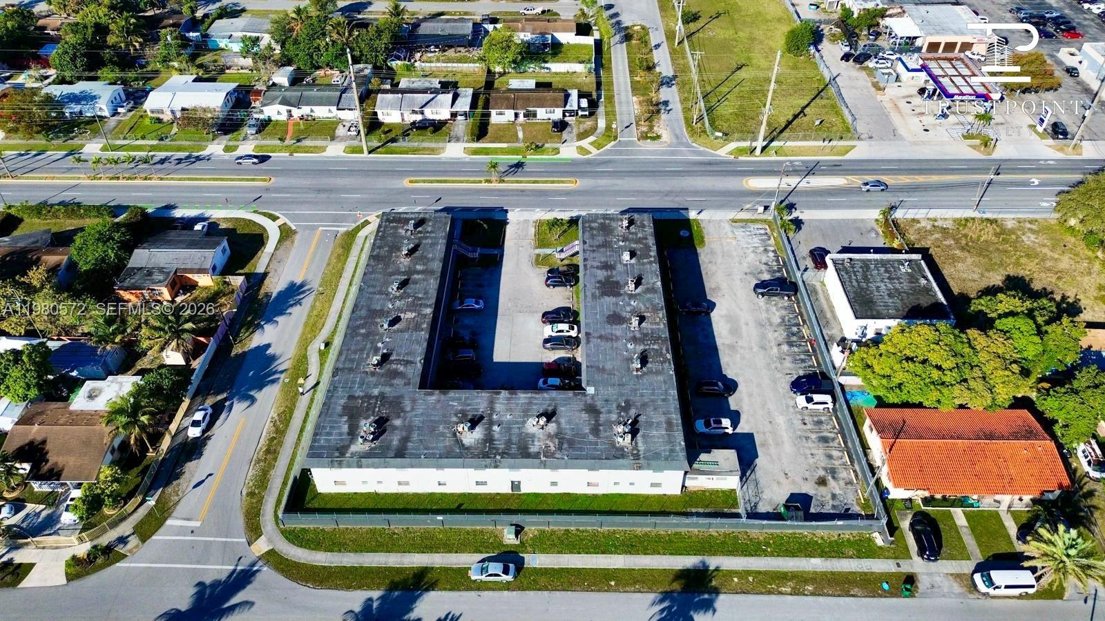   /   кв.футов $ 2026-03-10 0 Фото