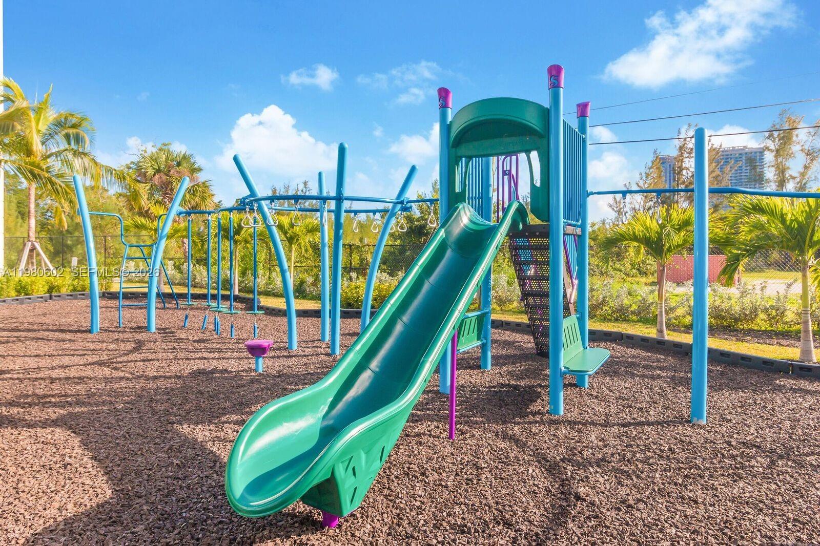 Photo of 17111 Biscayne Blvd #2305, North Miami Beach, Florida, 33160 -