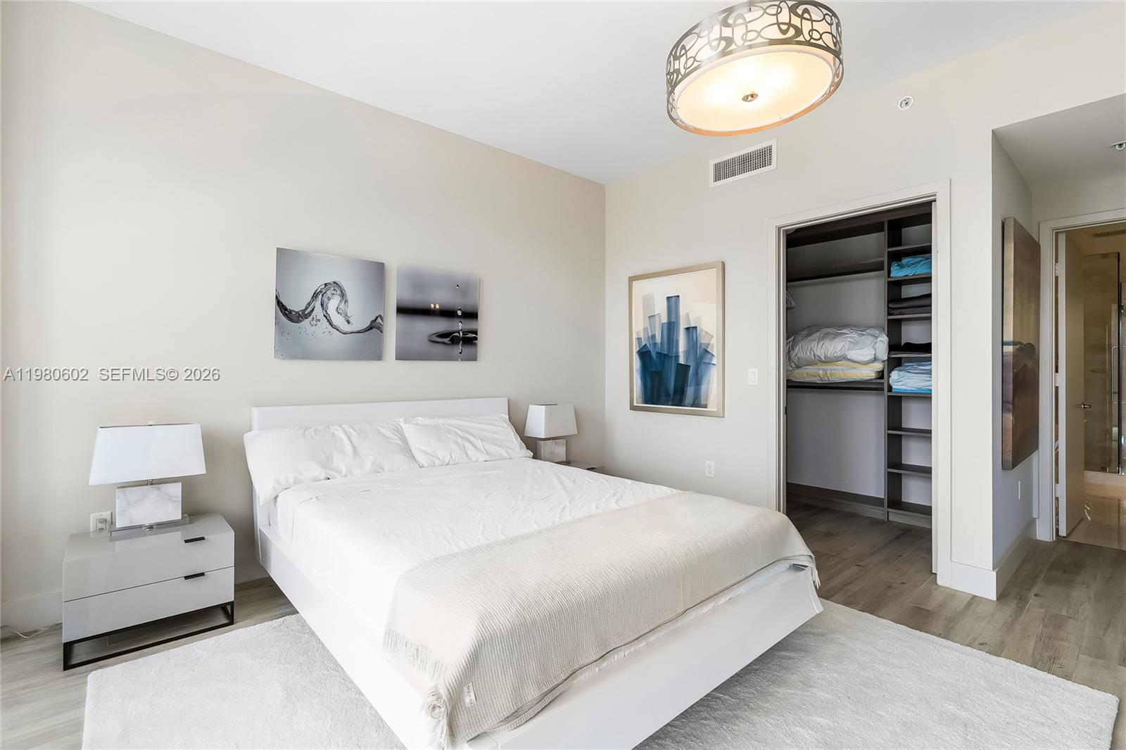 Photo of 17111 Biscayne Blvd #2305, North Miami Beach, Florida, 33160 -