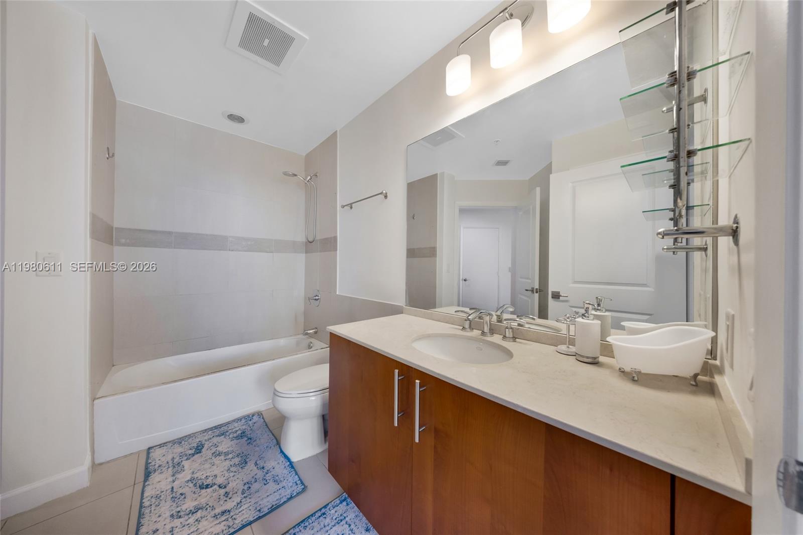 Photo of 1945 Ocean Dr #714, Hallandale Beach, Florida, 33009 -