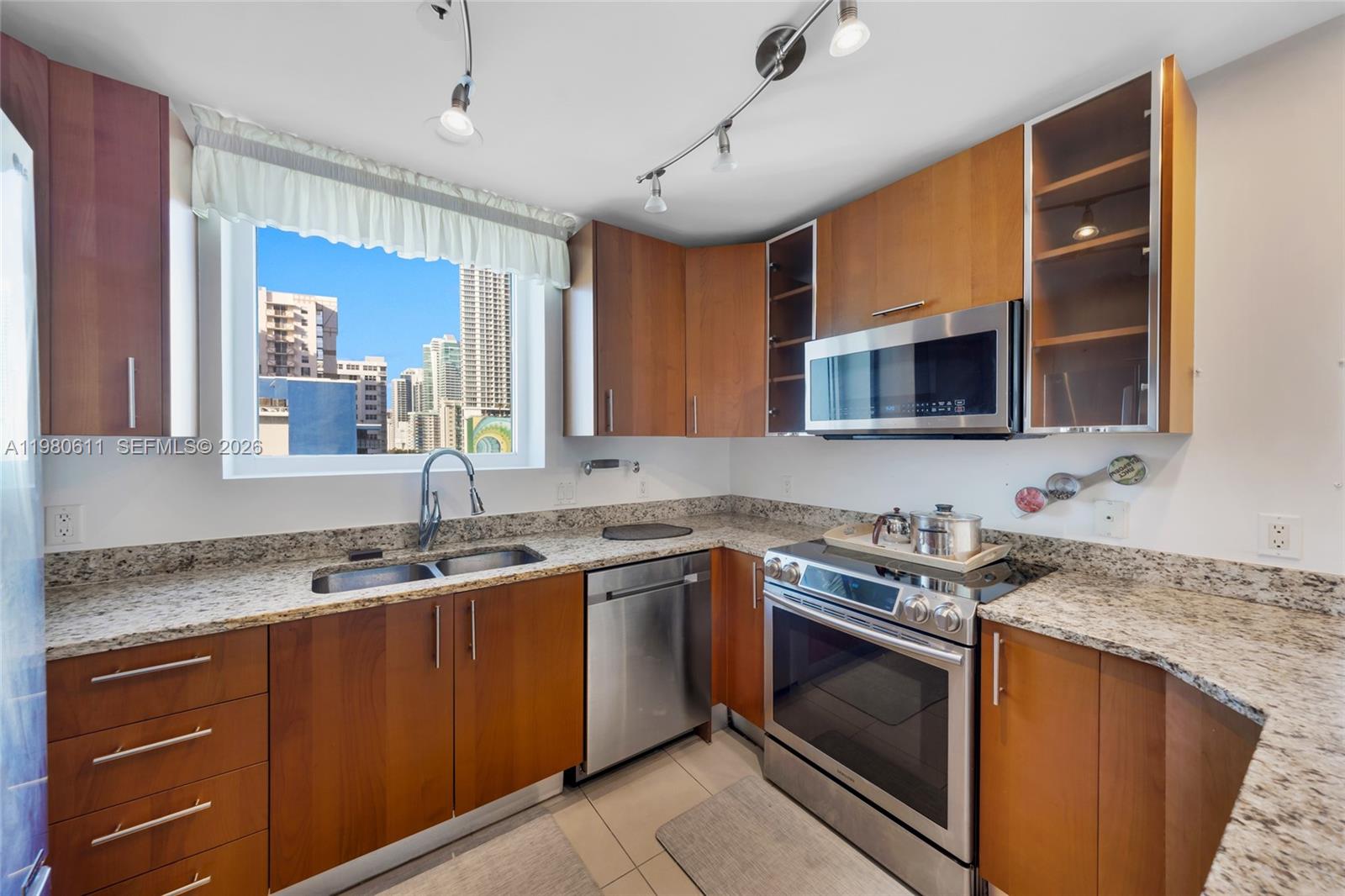 Photo of 1945 Ocean Dr #714, Hallandale Beach, Florida, 33009 -