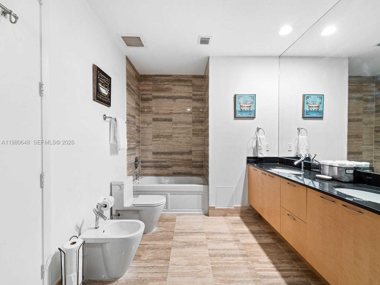 405 2 / 2 1435 sq. ft. $ 2026-03-11 0 Photo