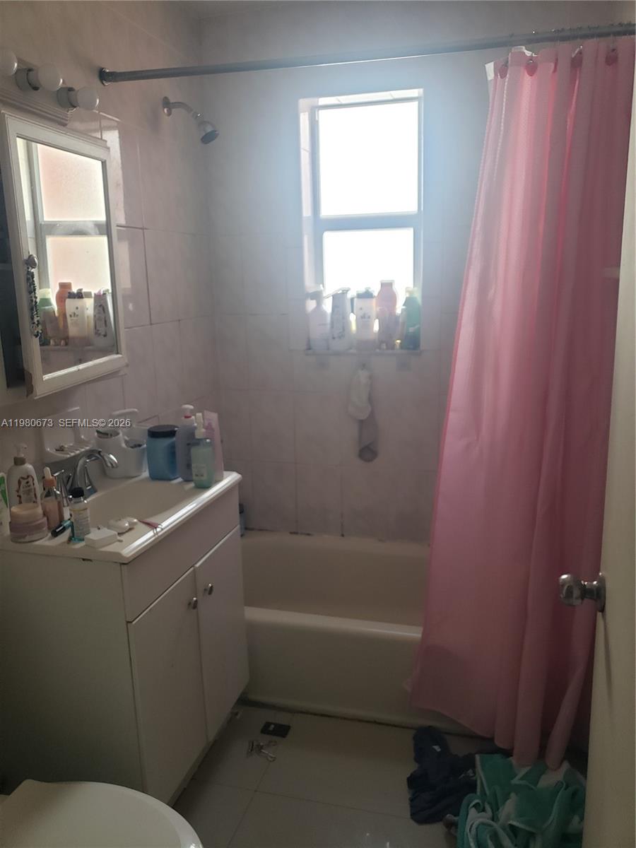   /  3250 sq. ft. $ 2026-03-11 0 Photo