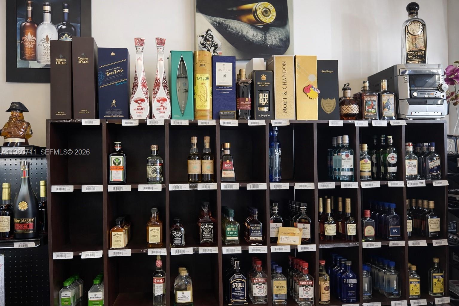   /   sq. ft. $ 2026-03-11 0 foto