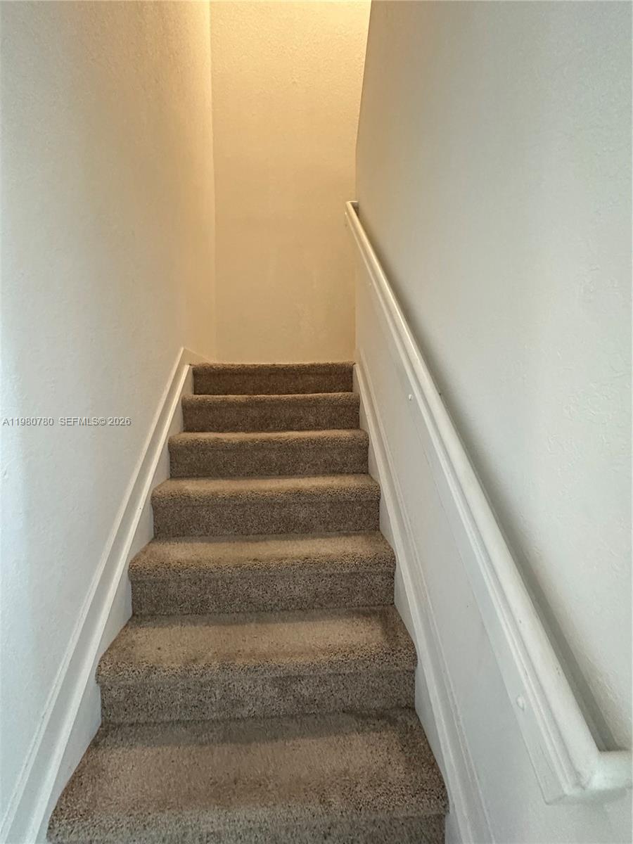 Подробнее 497 4 / 3 1700 кв.футов $ 2026-03-11 0 Фото