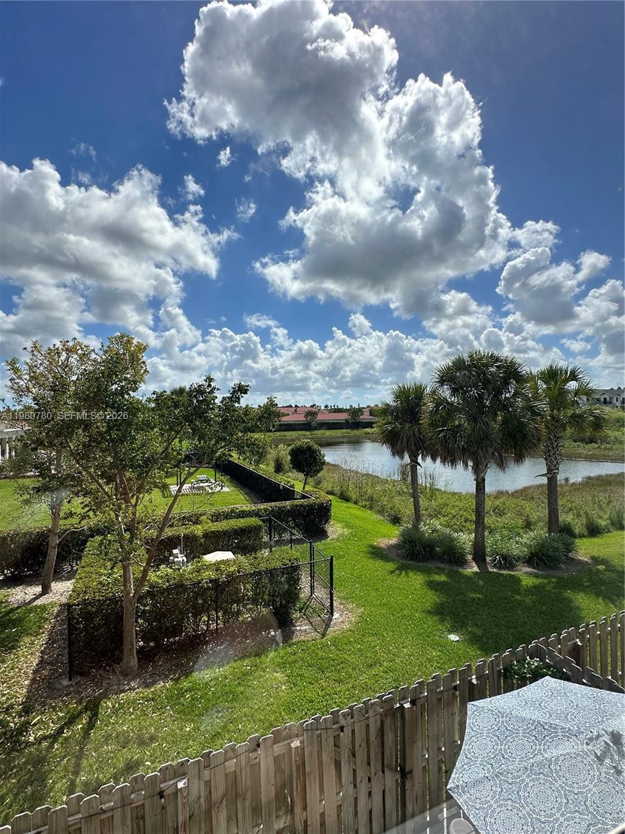 Подробнее 497 4 / 3 1700 кв.футов $ 2026-03-11 0 Фото