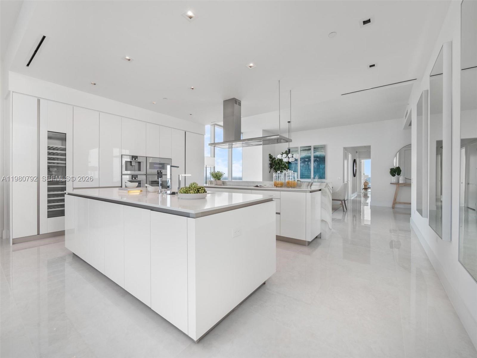 4304 4 / 6 3252 sq. ft. $ 2026-03-11 0 Photo