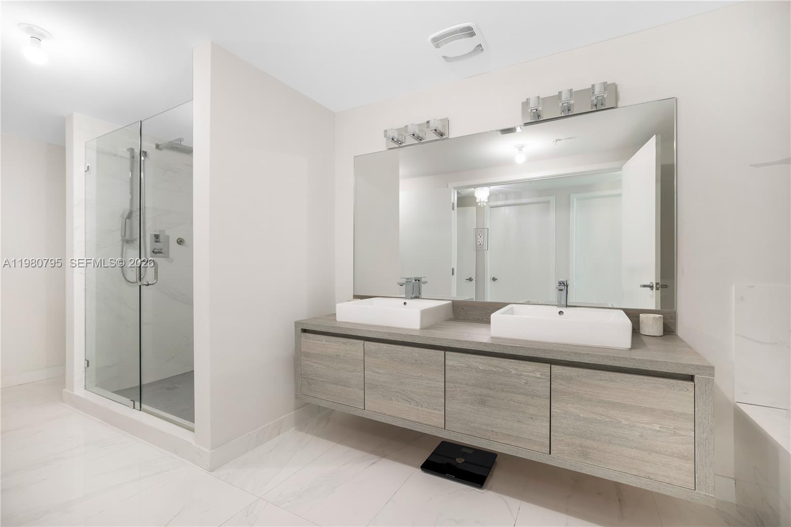Photo of 400 Sunny Isles Blvd  #2019, Sunny Isles Beach, Florida, 33160 - 