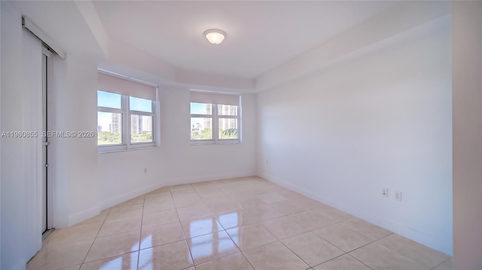 Photo of 20000 Country Club Dr  #512, Aventura, Florida, 33180 - Master bedroom