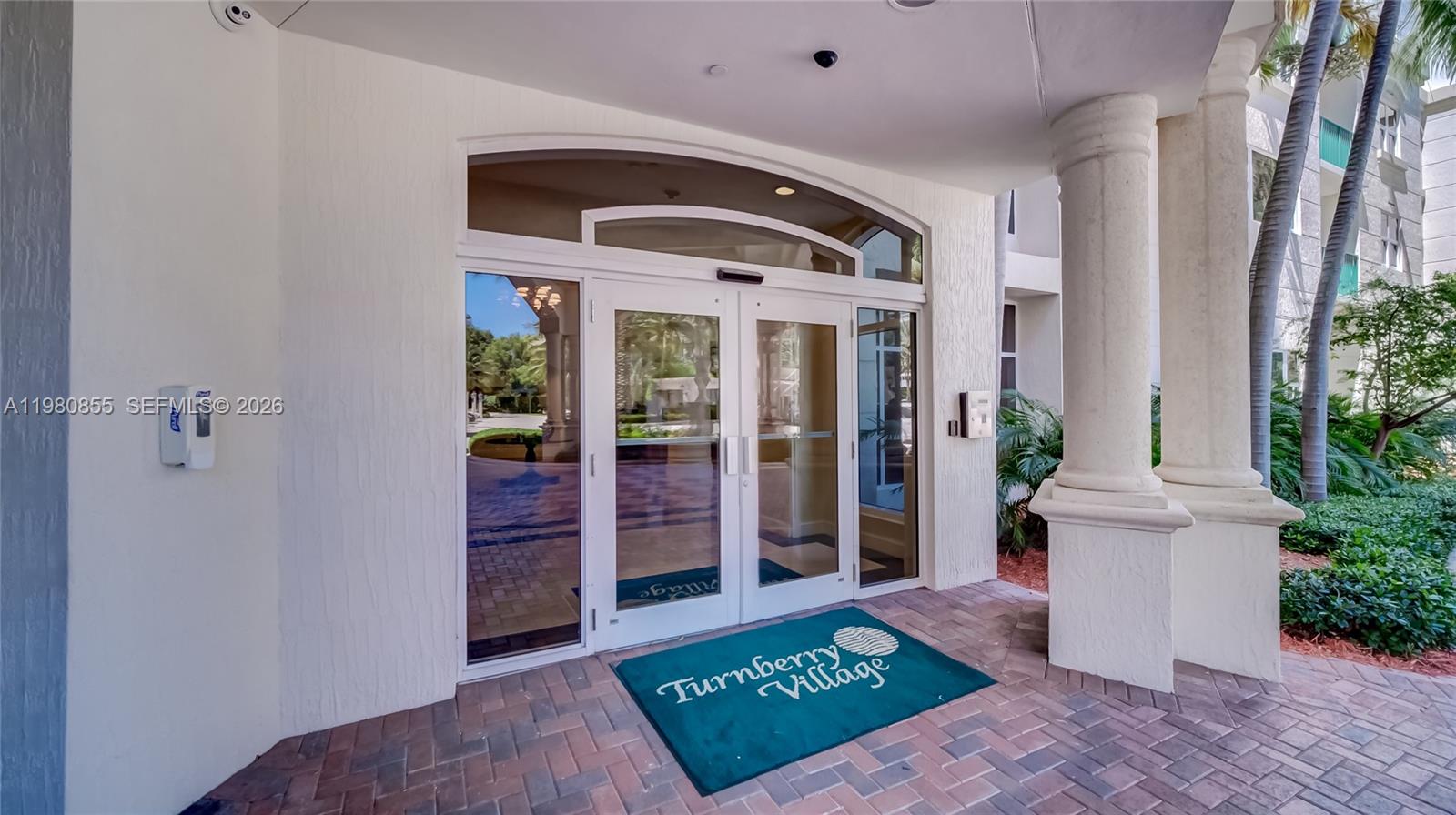 Photo of 20000 Country Club Dr  #512, Aventura, Florida, 33180 - 