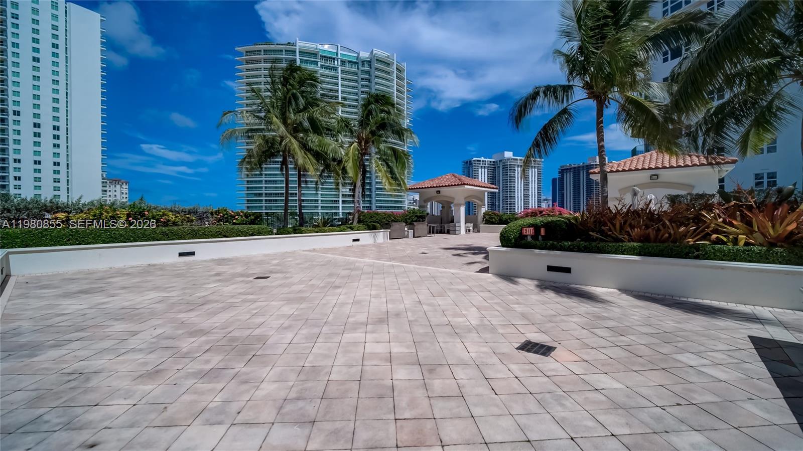 Photo of 20000 Country Club Dr  #512, Aventura, Florida, 33180 - BBQ area