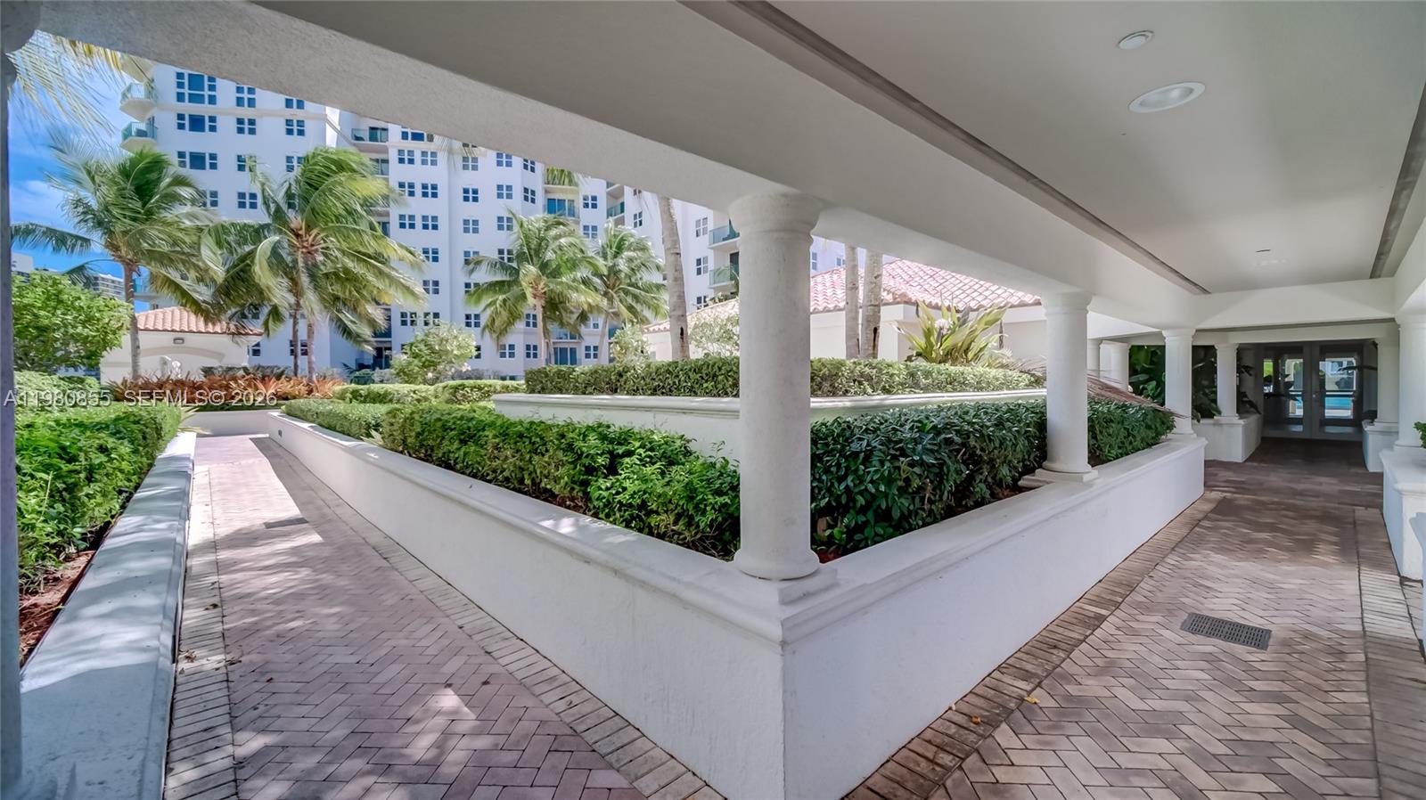 Photo of 20000 Country Club Dr  #512, Aventura, Florida, 33180 - Common areas