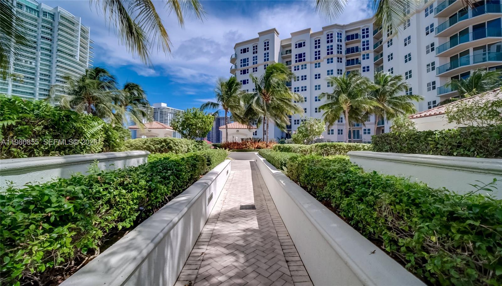 Photo of 20000 Country Club Dr  #512, Aventura, Florida, 33180 - Common areas