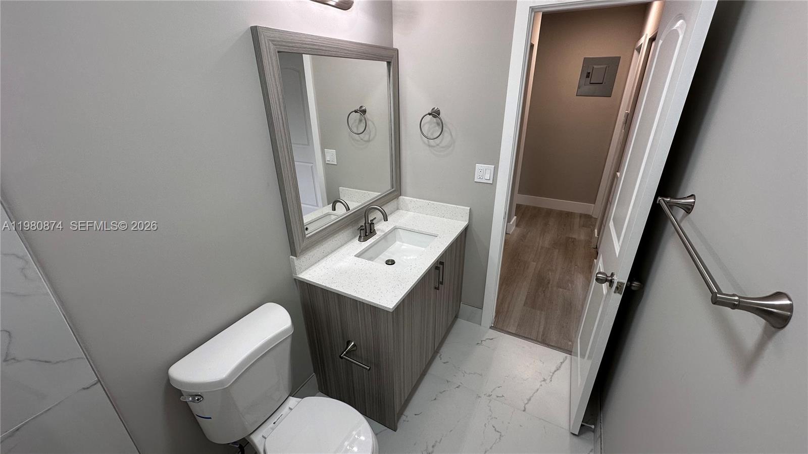   /  3345 кв.футов $ 2026-03-11 0 Фото