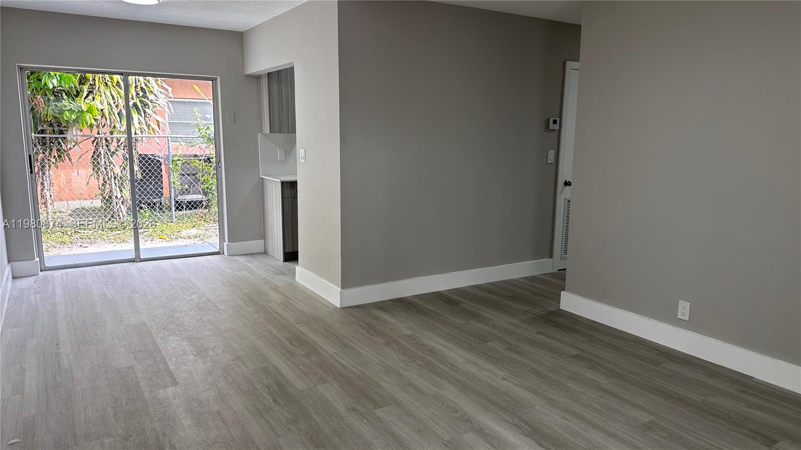   /  3345 кв.футов $ 2026-03-11 0 Фото