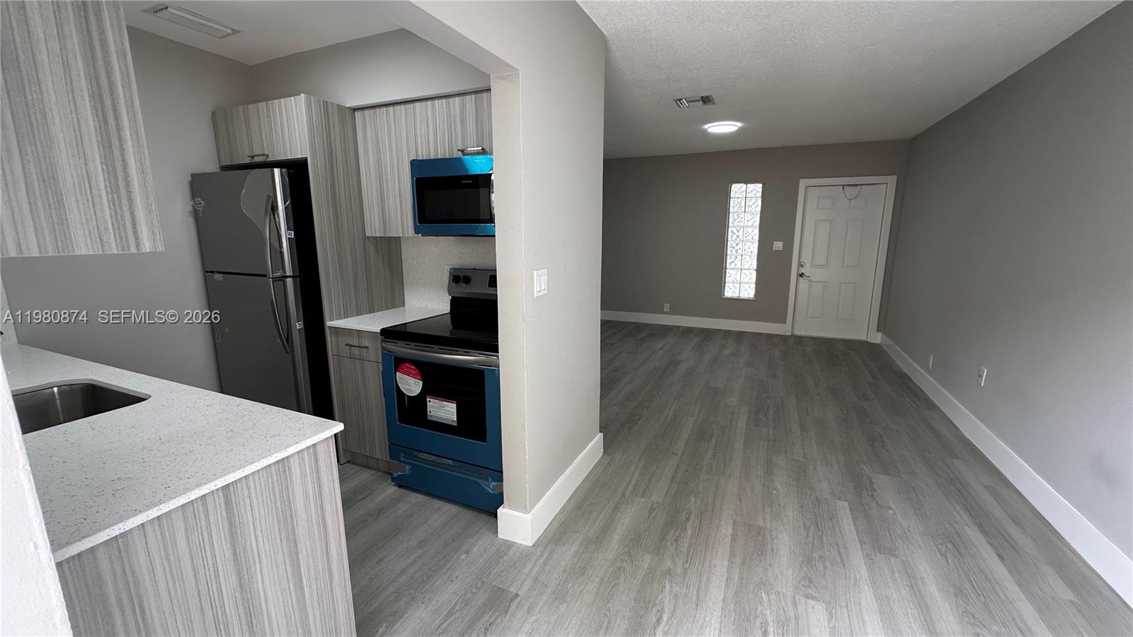   /  3345 кв.футов $ 2026-03-11 0 Фото