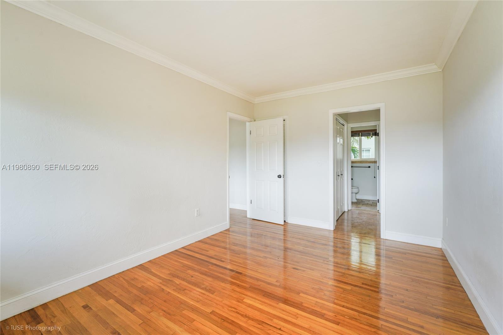   /   sq. ft. $ 2026-03-11 0 foto