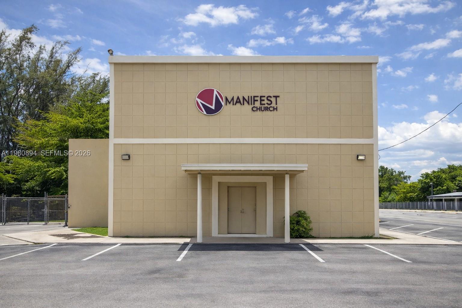 Подробнее / кв.футов $ 2026-03-11 0 Фото