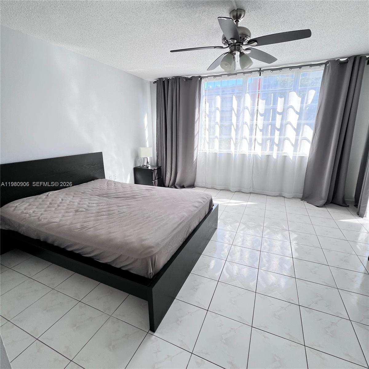 403-3 2 / 2 1315 sq. ft. $ 2026-03-11 0 foto