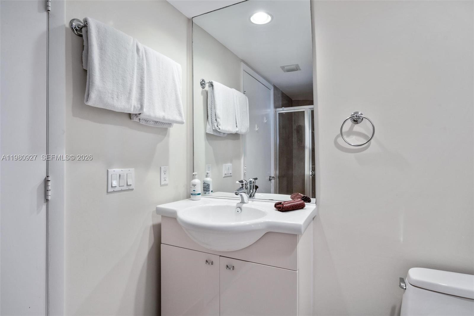 1406 2 / 2 1458 sq. ft. $ 2026-03-11 0 foto