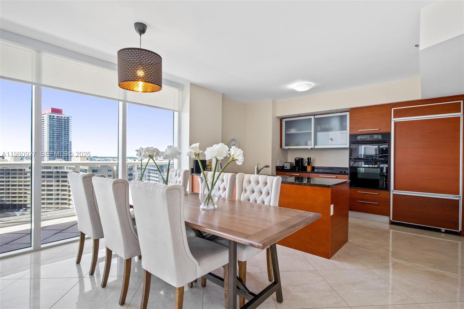 1406 2 / 2 1458 sq. ft. $ 2026-03-11 0 foto