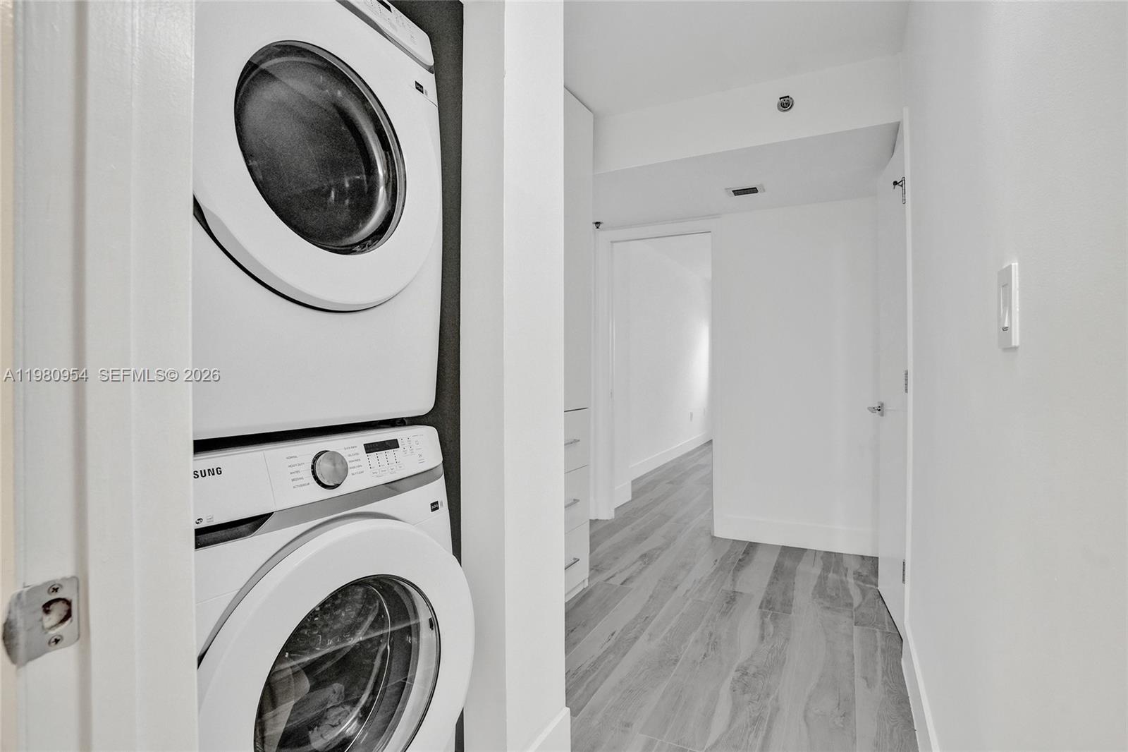 Photo of 1201 Ocean Dr  #1407S, Hollywood, Florida, 33019 - 