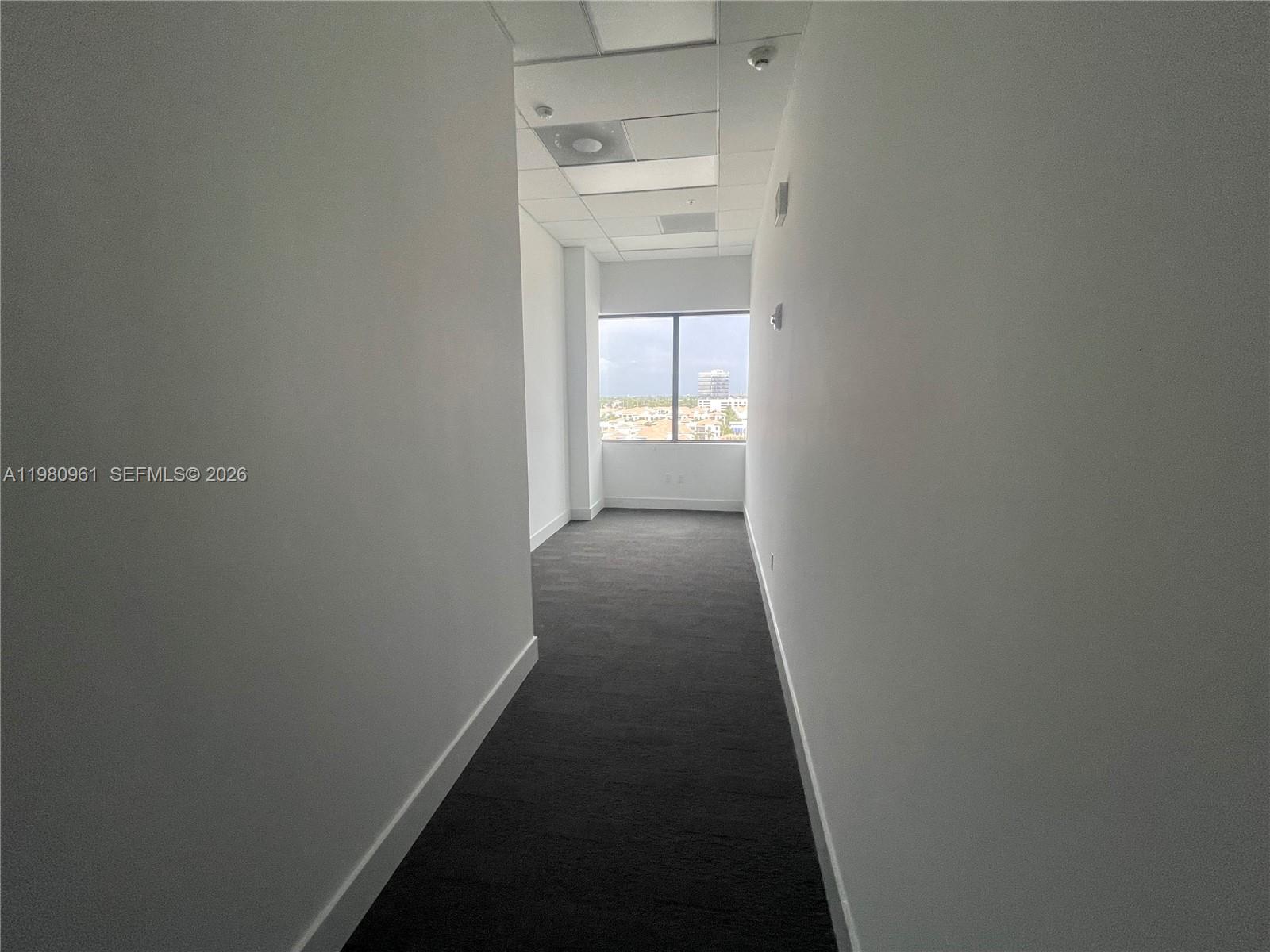 Подробнее 610 / кв.футов $ 2026-03-11 0 Фото