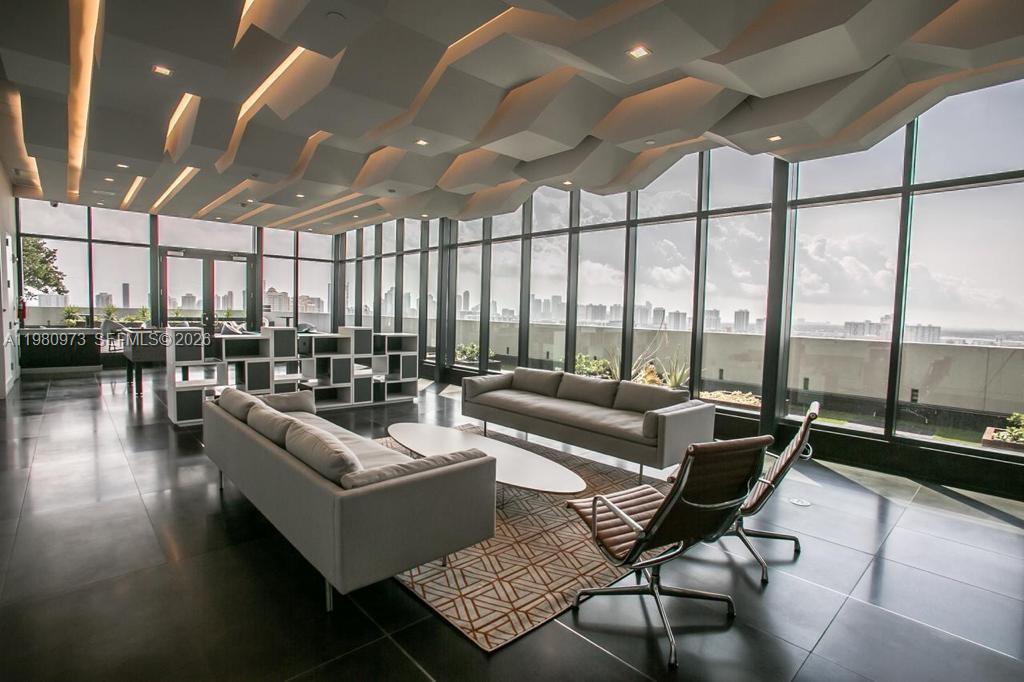 See details 611 / sq. ft. $ 2026-03-11 0 Photo