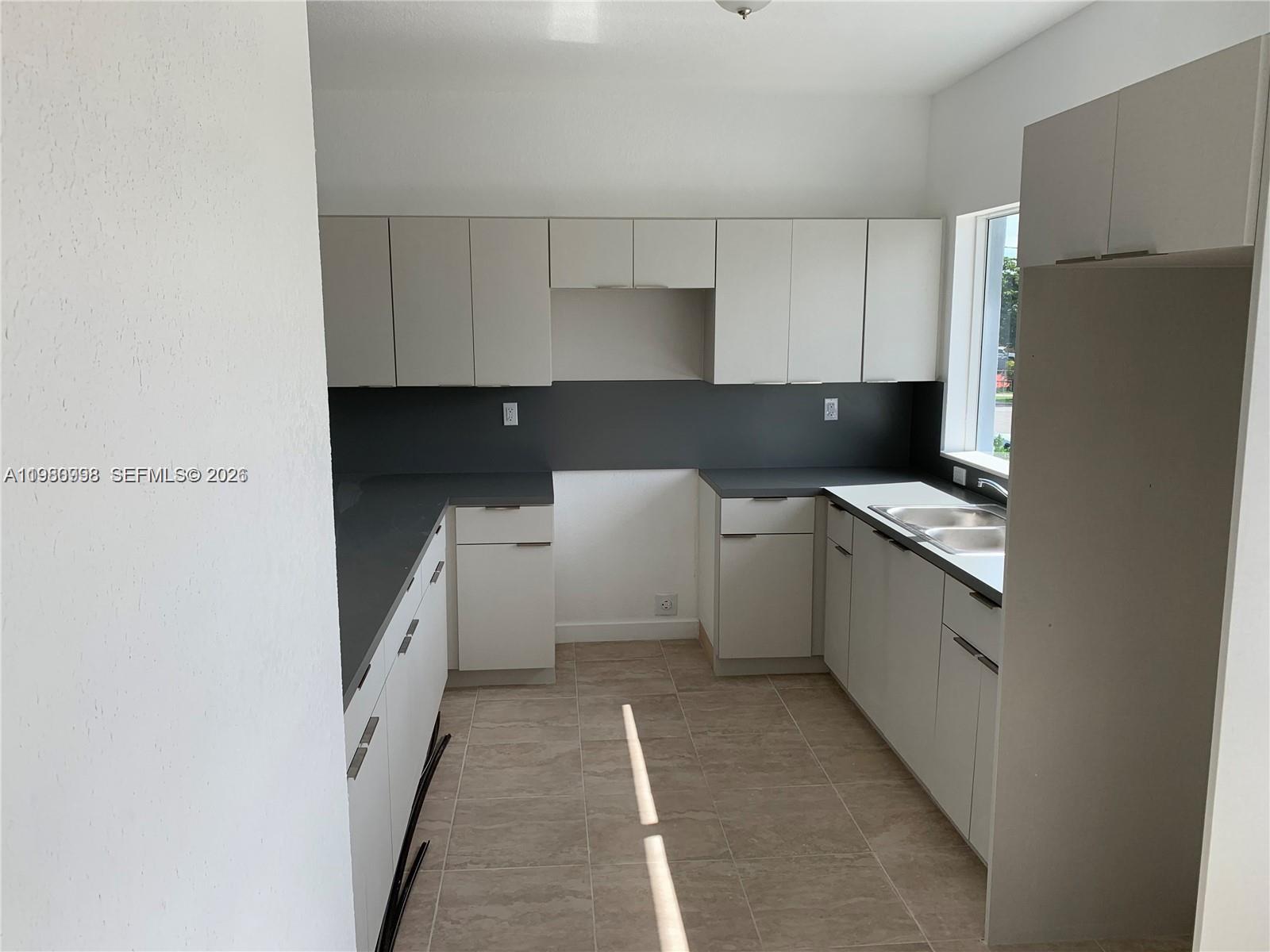   /  4179 sq. ft. $ 2026-03-11 0 foto