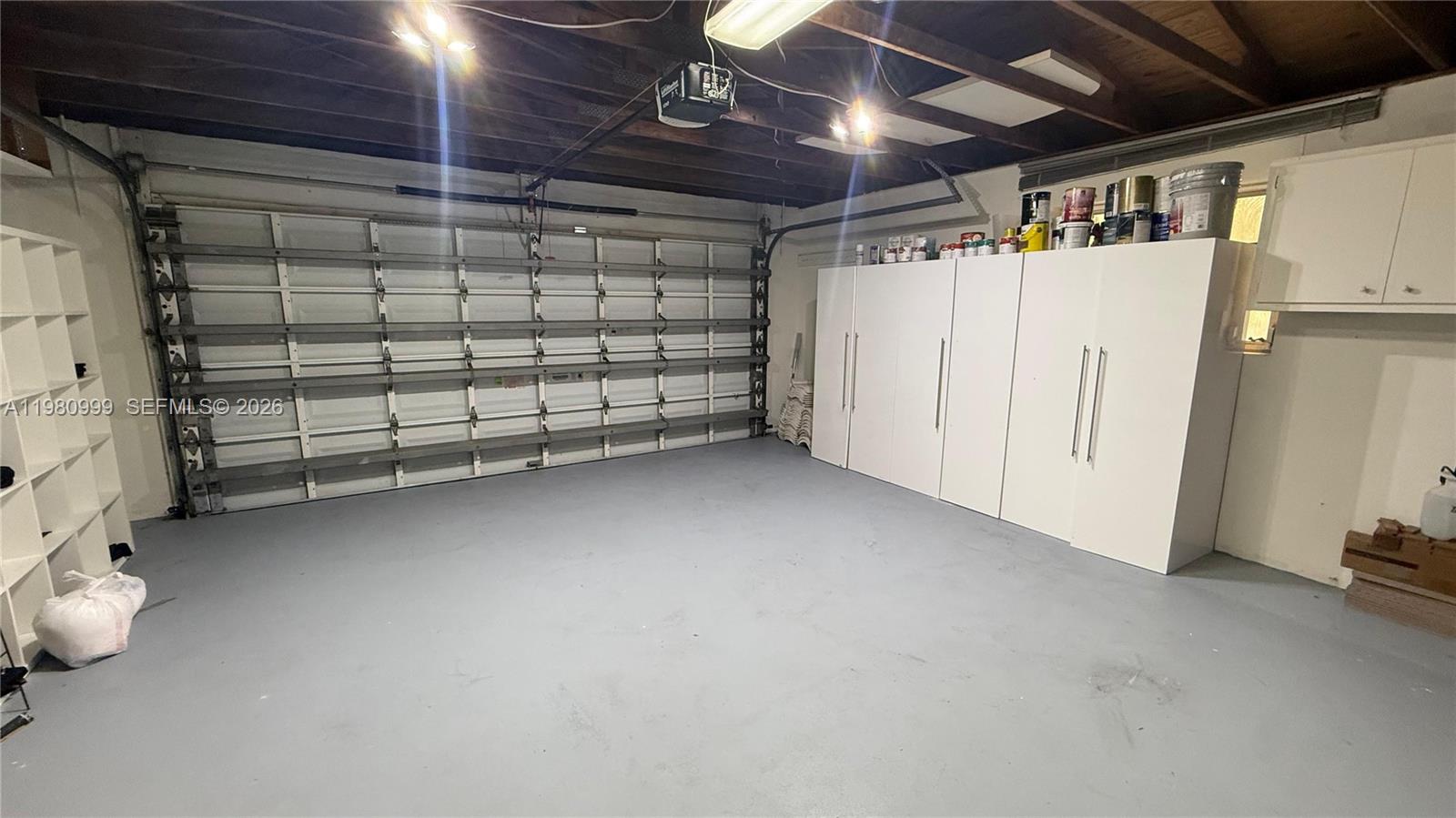 11890 3 / 2 2247 sq. ft. $ 2026-03-11 0 foto