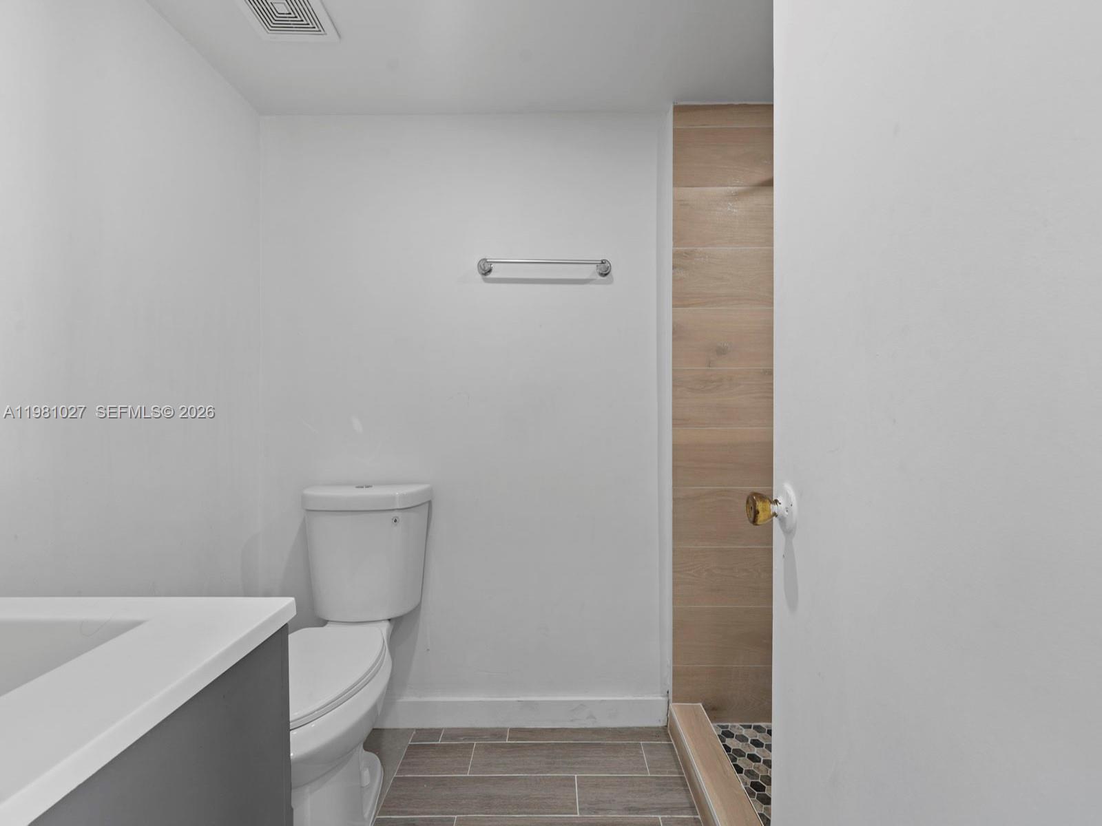 See details / 2544 sq. ft. $ 2026-03-11 0 Photo