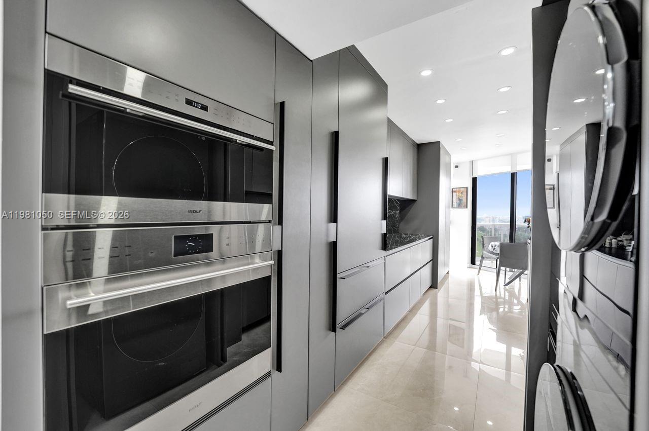 Photo of 20281 Country Club Dr  #2209, Aventura, Florida, 33180 - 