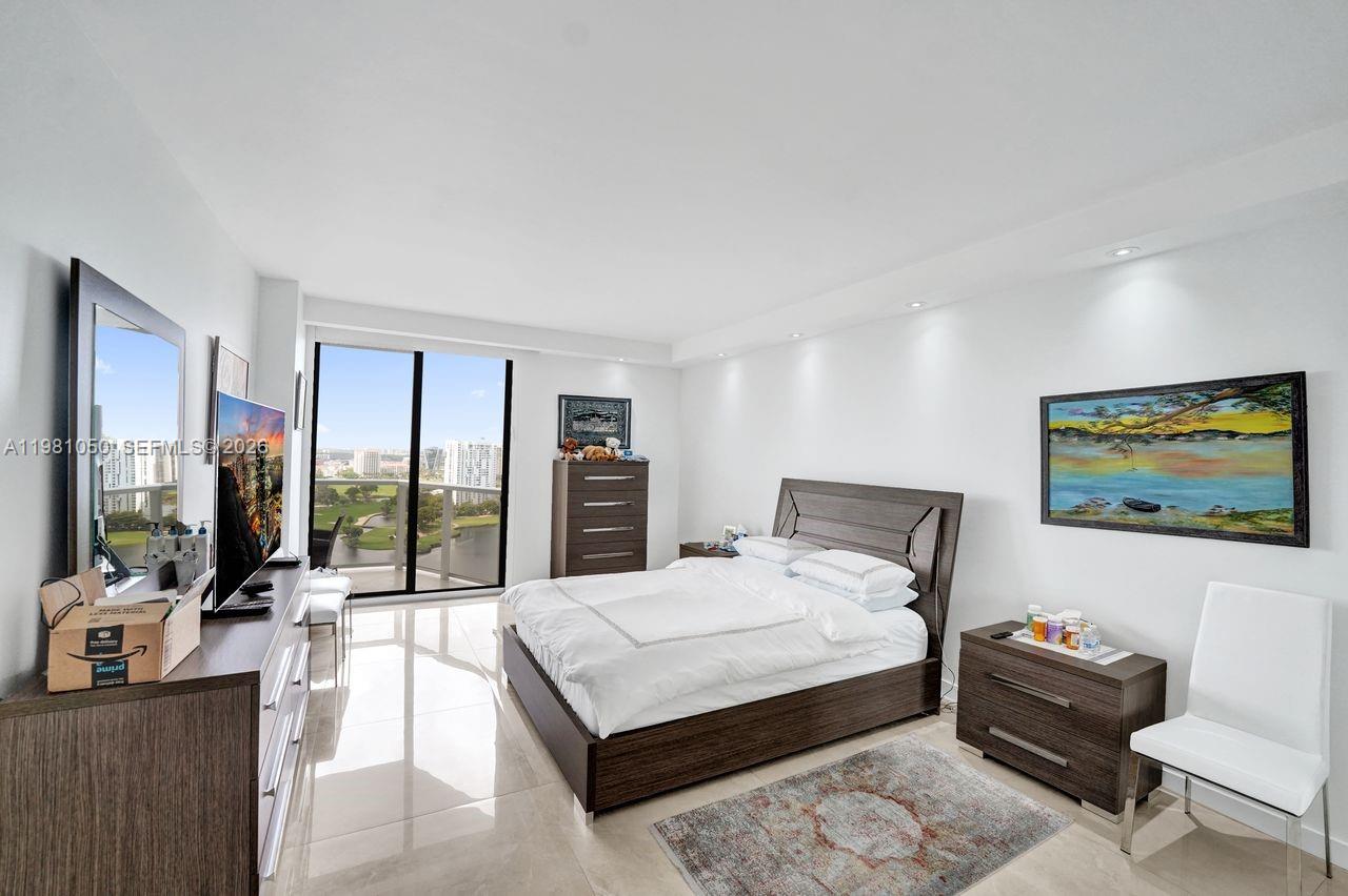 Photo of 20281 Country Club Dr  #2209, Aventura, Florida, 33180 - 