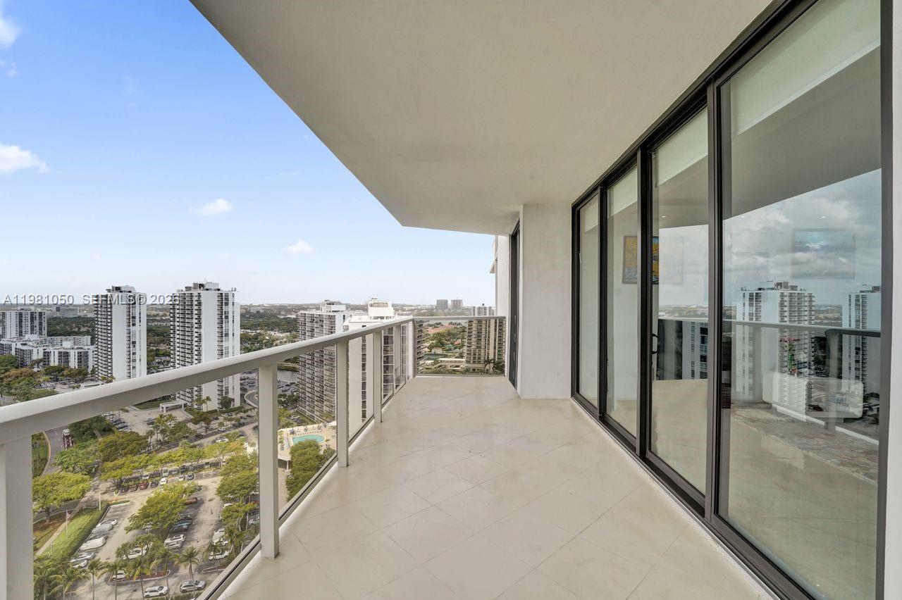 Photo of 20281 Country Club Dr  #2209, Aventura, Florida, 33180 - 