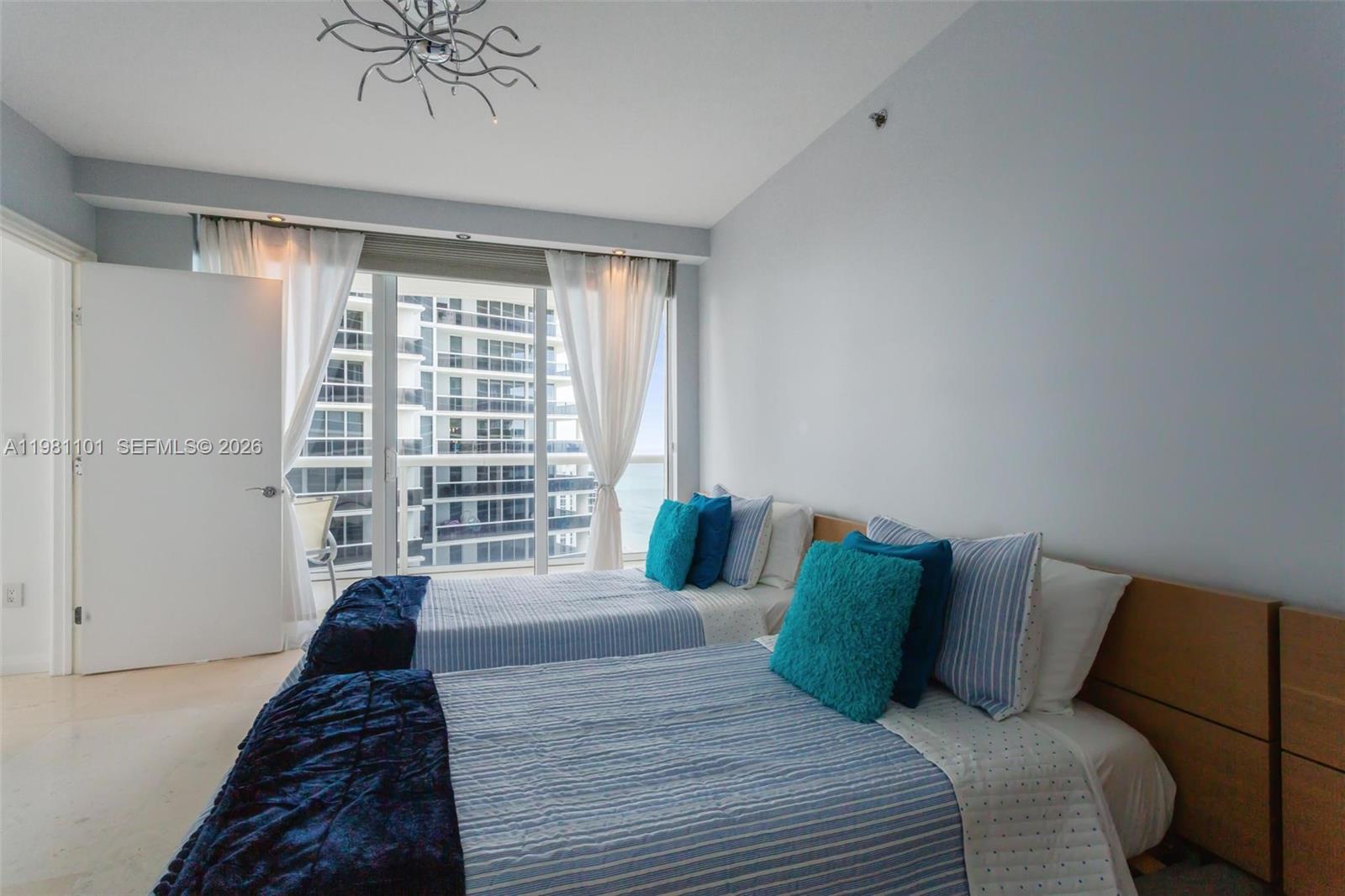 3008 2 / 2 1458 sq. ft. $ 2026-03-11 0 foto