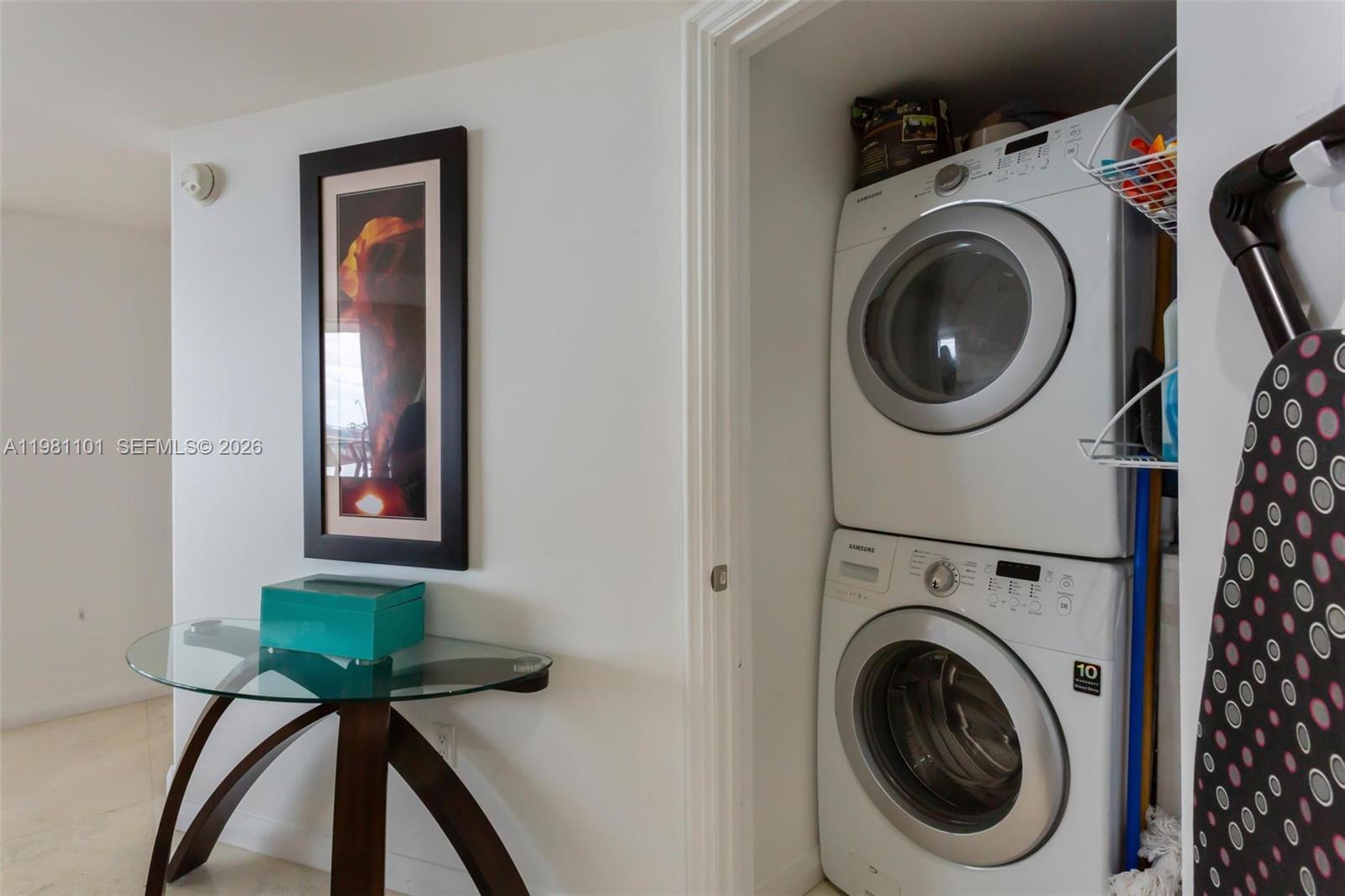 3008 2 / 2 1458 sq. ft. $ 2026-03-11 0 foto
