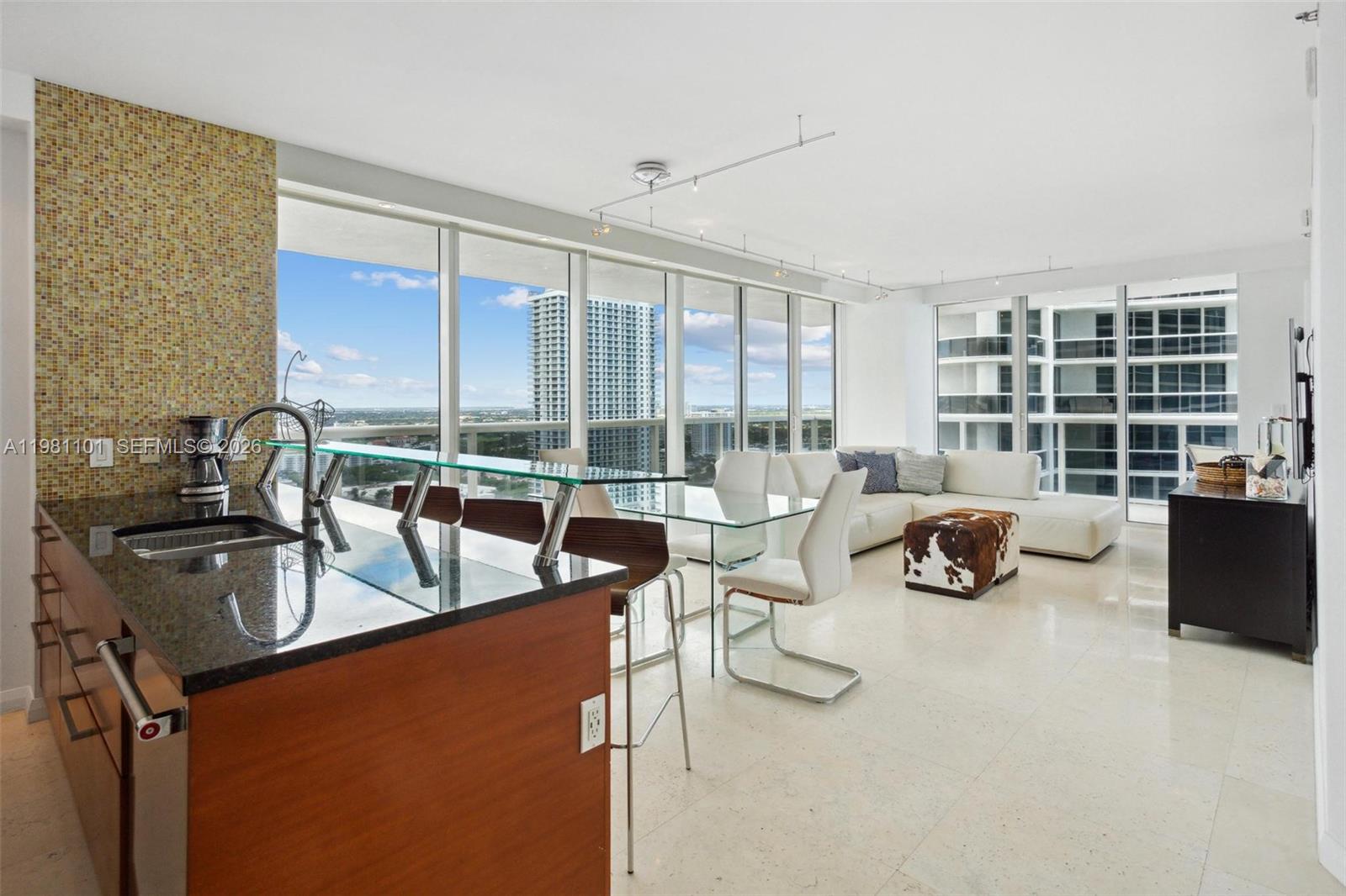 3008 2 / 2 1458 sq. ft. $ 2026-03-11 0 foto