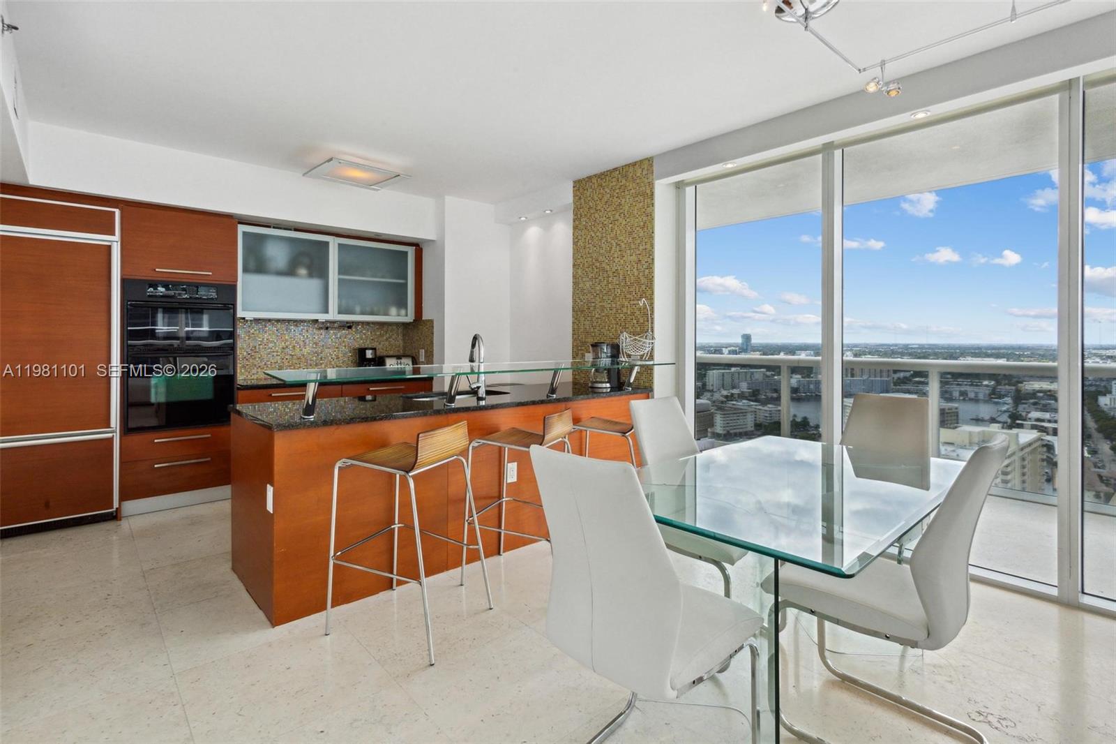 3008 2 / 2 1458 sq. ft. $ 2026-03-11 0 foto