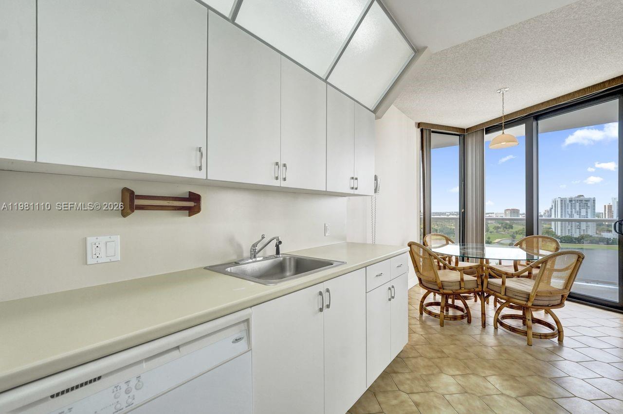 Photo of 20281 Country Club Dr  #1703, Aventura, Florida, 33180 - 