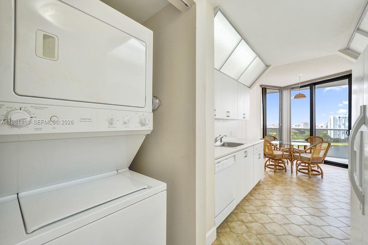 Photo of 20281 Country Club Dr  #1703, Aventura, Florida, 33180 - 