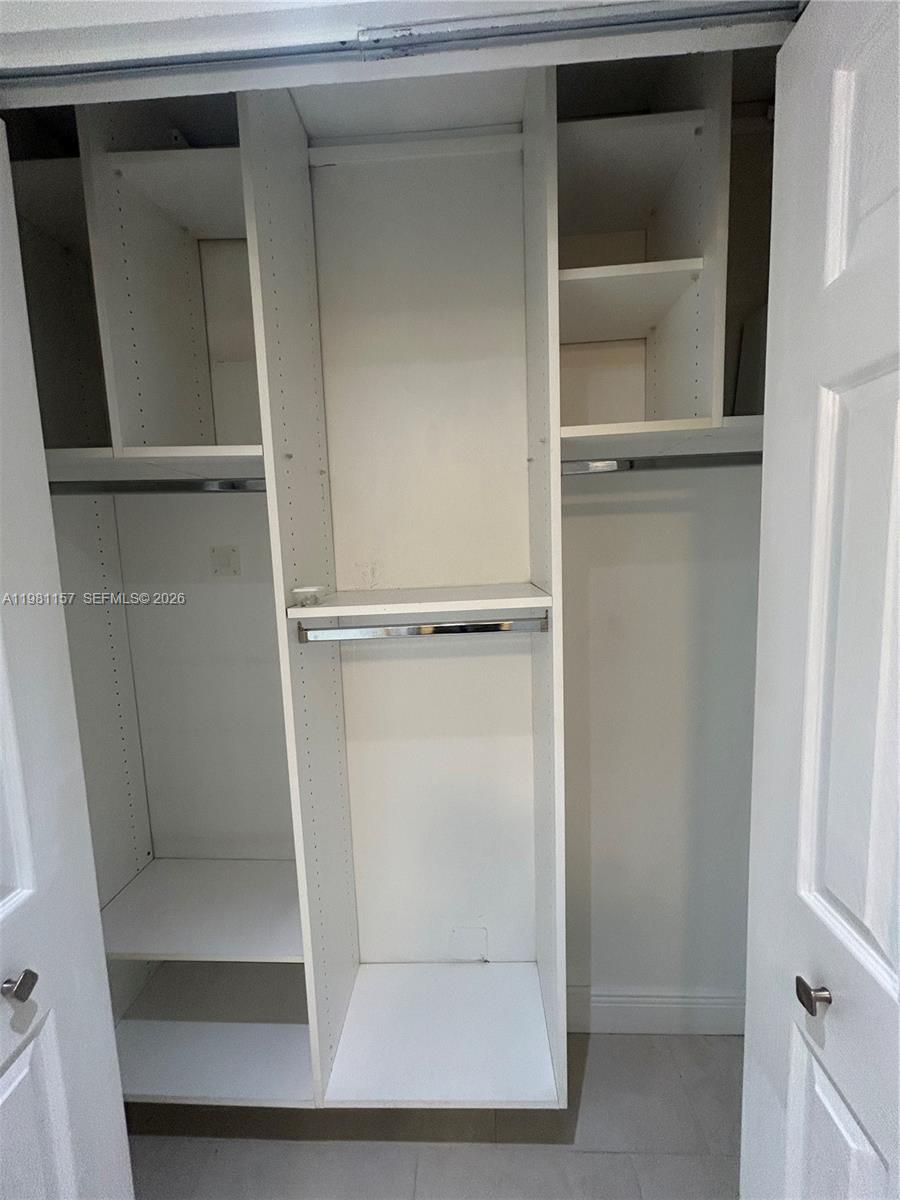 Photo of 20301 Country Club Dr  #1224, Aventura, Florida, 33180 - 