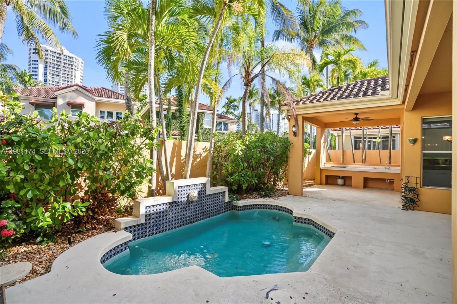 Photo of 3728 208th Ter  (3728), Aventura, Florida, 33180 - 