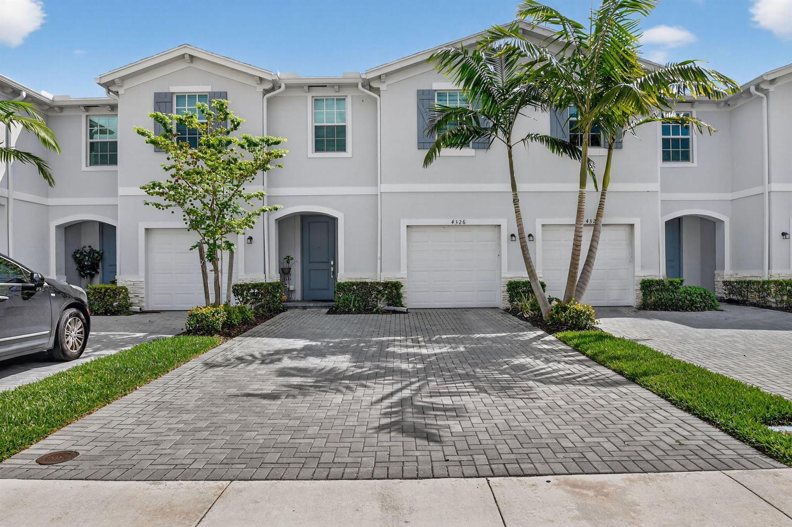 Ver detalles 4326 4 / 1851 sq. ft. $ 2026-05-20 0 foto